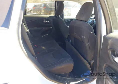 2019 Jeep Cherokee Latitude Fwd из США, поврежденный, VIN 1C4PJLCB5KD434582